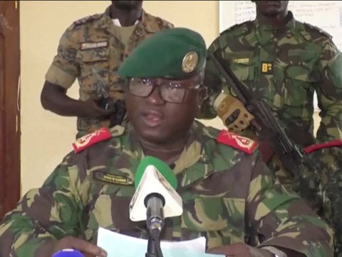 Guinea-Bissau army seizes power, ousts president | REUTERS Guinea-Bissau army seizes power, ousts president | REUTERS