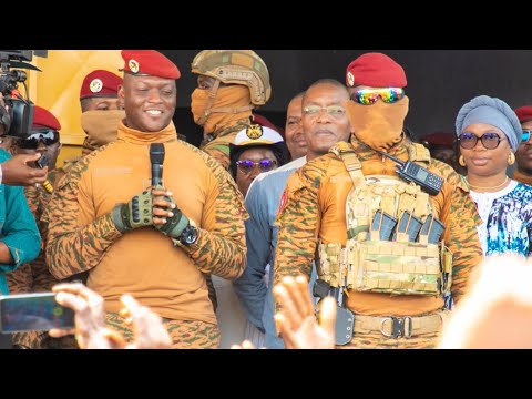 Burkina Faso : Grâce aux instructions du Capitaine Ibrahim Traoré, une usine renaît de ses cendres Burkina Faso : Grâce aux instructions du Capitaine Ibrahim Traoré, une usine renaît de ses cendres