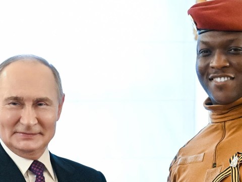 Le Capitaine Ibrahim Traoré échange avec Vladimir Poutine à Moscou Le Capitaine Ibrahim Traoré échange avec Vladimir Poutine à Moscou