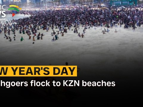 New Year’s Day 2026 | Beachgoers flock to KZN beaches New Year’s Day 2026 | Beachgoers flock to KZN beaches