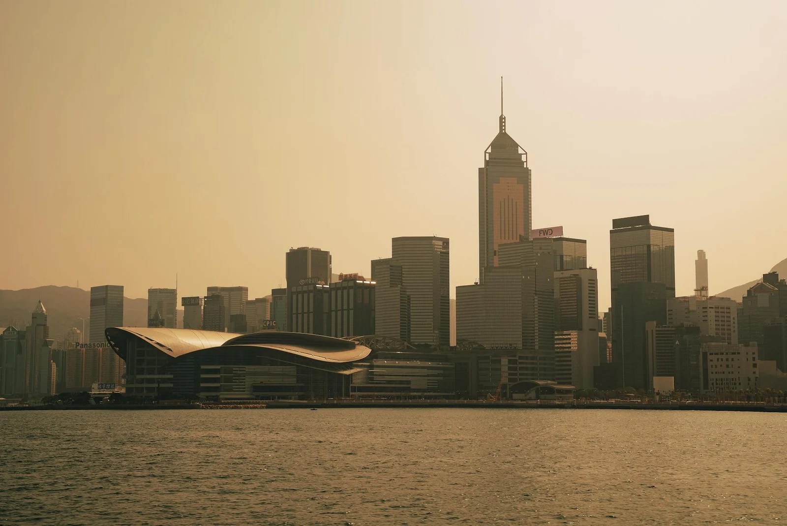 香港Outlet推薦東薈城三個月使用報告|2026優缺點與改進建議 香港Outlet推薦東薈城三個月使用報告|2026優缺點與改進建議