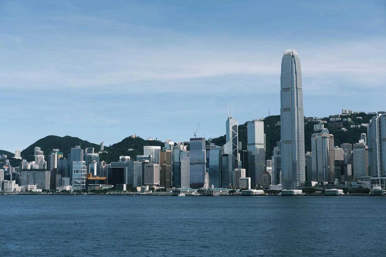 【獨家整理】香港買什麼便宜2026懶人包|30秒看完所有重點 【獨家整理】香港買什麼便宜2026懶人包|30秒看完所有重點