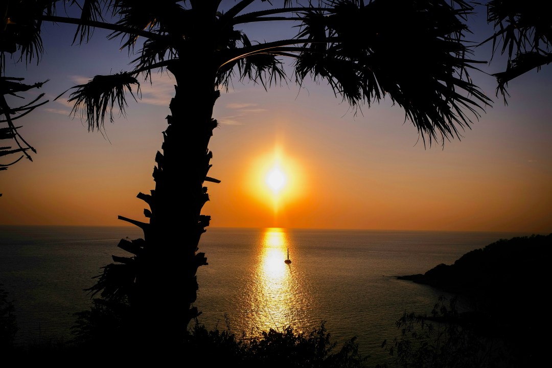 泰國自由行安全攻略:避開陷阱!7-11失守?微笑病毒?必學防範! 泰國自由行安全攻略:避開陷阱!7-11失守?微笑病毒?必學防範!