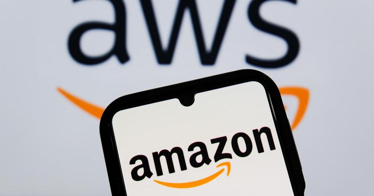 Amazon’s AWS outage knocked services like Alexa, Snapchat, Fortnite, Venmo and more offline Amazon’s AWS outage knocked services like Alexa, Snapchat, Fortnite, Venmo and more offline