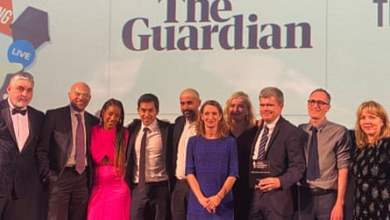تم اختيار صحيفة الغارديان كأفضل مزود أخبار لهذا العام مع جوائز لأربعة مراسلين |  الجوائز والجوائز تم اختيار صحيفة الغارديان كأفضل مزود أخبار لهذا العام مع جوائز لأربعة مراسلين |  الجوائز والجوائز