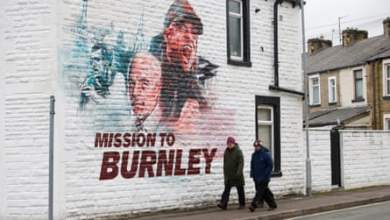 هل الدوري الإنجليزي الممتاز هو الكأس المقدسة للمشجعين حقًا؟  |  بيرنلي هل الدوري الإنجليزي الممتاز هو الكأس المقدسة للمشجعين حقًا؟  |  بيرنلي