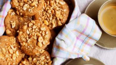 وصفات نايجل سلاتر لفطيرة الكراث والبارميزان وكعكات زبدة الفول السوداني |  الطعام والشراب النباتي وصفات نايجل سلاتر لفطيرة الكراث والبارميزان وكعكات زبدة الفول السوداني |  الطعام والشراب النباتي