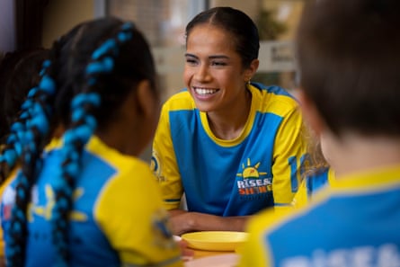 ماتيلداس “ماري فاولر” تتبنى مكانة جديدة ولكنها تتجنب الأضواء |  ماتيلداس ماتيلداس “ماري فاولر” تتبنى مكانة جديدة ولكنها تتجنب الأضواء |  ماتيلداس