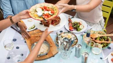 خطط للجلوس، واختبر الوصفات الجديدة، ثم ضع هذه السلطة في القائمة: كيف تستضيف عيد الميلاد قبل أسبوع واحد من الانطلاق |  عيد الميلاد خطط للجلوس، واختبر الوصفات الجديدة، ثم ضع هذه السلطة في القائمة: كيف تستضيف عيد الميلاد قبل أسبوع واحد من الانطلاق |  عيد الميلاد