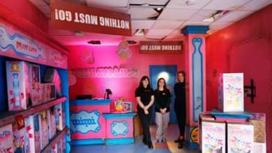 “لا تشتري مي”: تطور الفنان الاسكتلندي حول النزعة الاستهلاكية والثقافة الشعبية |  فن و تصميم “لا تشتري مي”: تطور الفنان الاسكتلندي حول النزعة الاستهلاكية والثقافة الشعبية |  فن و تصميم