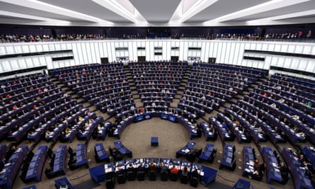 هل ينجح الاتحاد الأوروبي أم ينهار؟ الأوروبيون يصوتون في يونيو مع صعود اليمين المتطرف | الاتحاد الأوروبي هل ينجح الاتحاد الأوروبي أم ينهار؟ الأوروبيون يصوتون في يونيو مع صعود اليمين المتطرف | الاتحاد الأوروبي