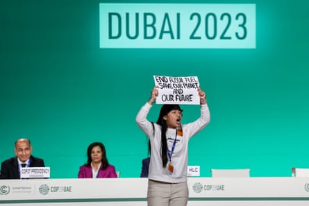 هانا ريتشي: “تنبؤات يوم القيامة هي حلم لمنكري المناخ” |  أزمة المناخ هانا ريتشي: “تنبؤات يوم القيامة هي حلم لمنكري المناخ” |  أزمة المناخ