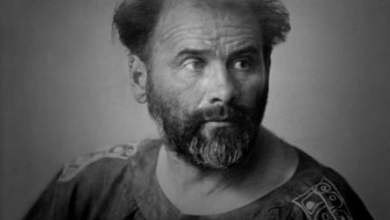 كلما نظرت لفترة أطول، كلما أصبحت أكثر قتامة: إعادة تقييم القبلة لغوستاف كليمت |  فن كلما نظرت لفترة أطول، كلما أصبحت أكثر قتامة: إعادة تقييم القبلة لغوستاف كليمت |  فن