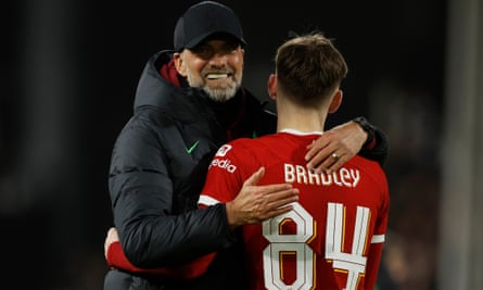 من المؤكد أن جاريل كوانساه لديه كل الإجابات الصحيحة لليفربول |  كأس كاراباو من المؤكد أن جاريل كوانساه لديه كل الإجابات الصحيحة لليفربول |  كأس كاراباو