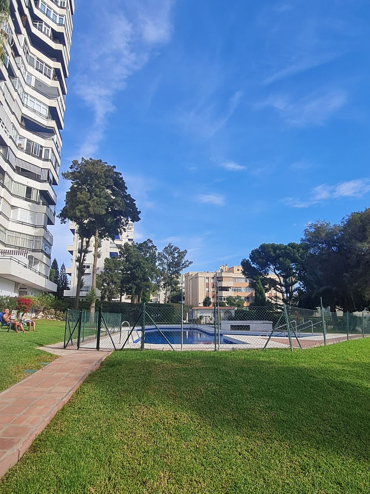 R4218946 Málaga Málaga, Costa del Sol, Arroyo de la Miel R4218946 Málaga Málaga, Costa del Sol, Arroyo de la Miel