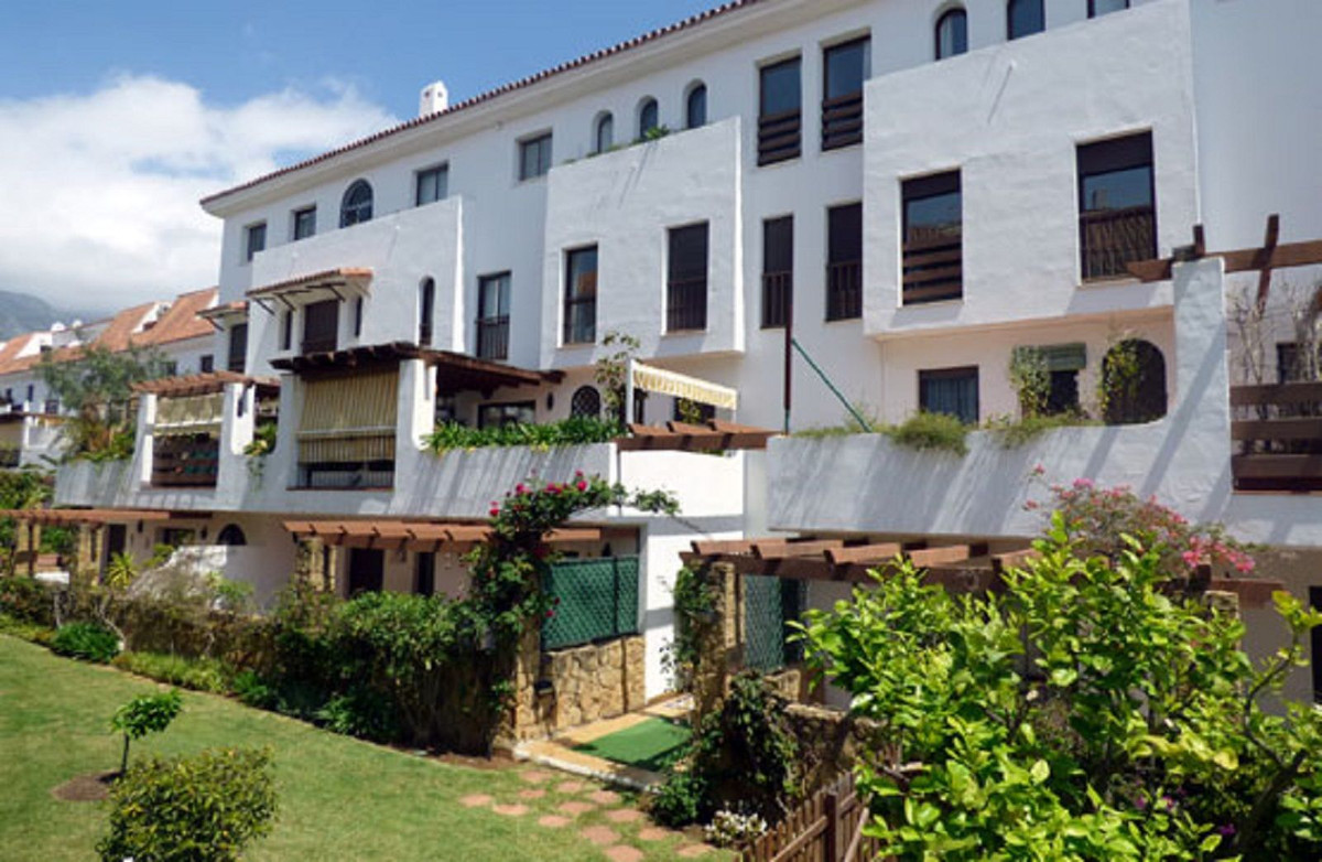 R4170172 Málaga Málaga, Costa del Sol, Marbella R4170172 Málaga Málaga, Costa del Sol, Marbella