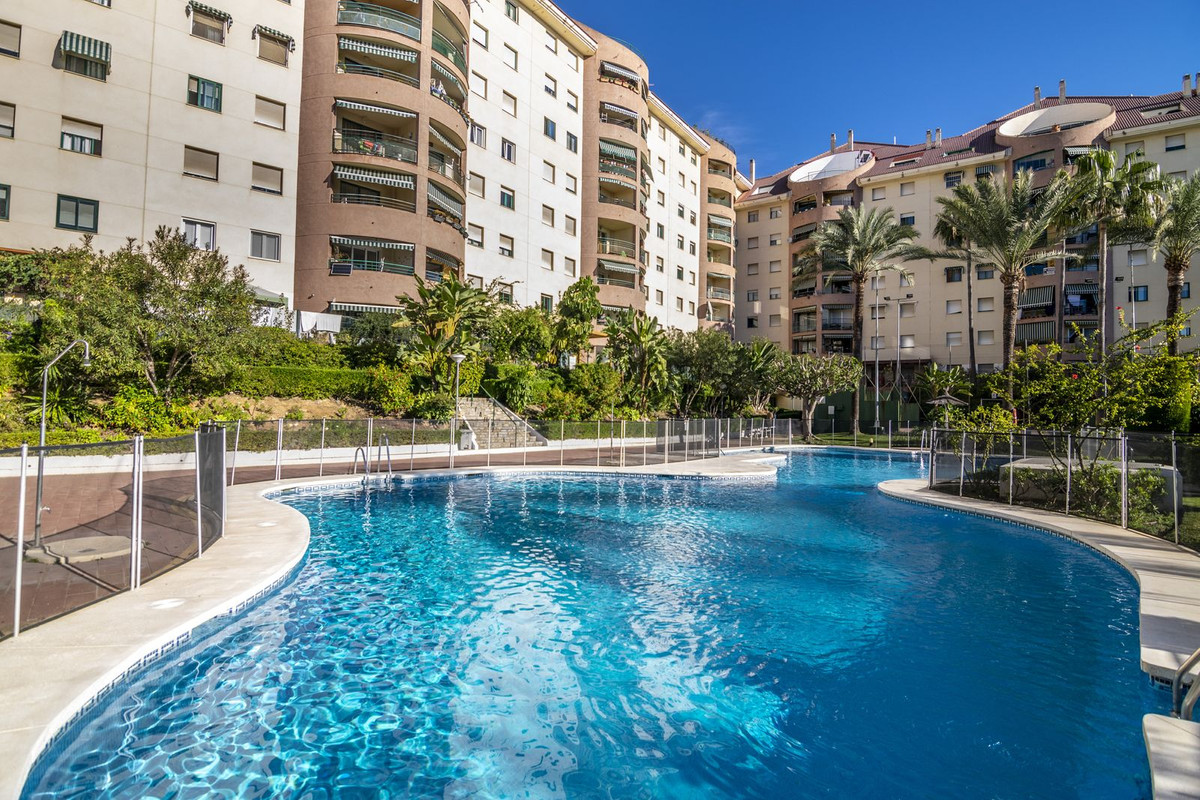 R4219093 Málaga Málaga, Costa del Sol, Marbella R4219093 Málaga Málaga, Costa del Sol, Marbella