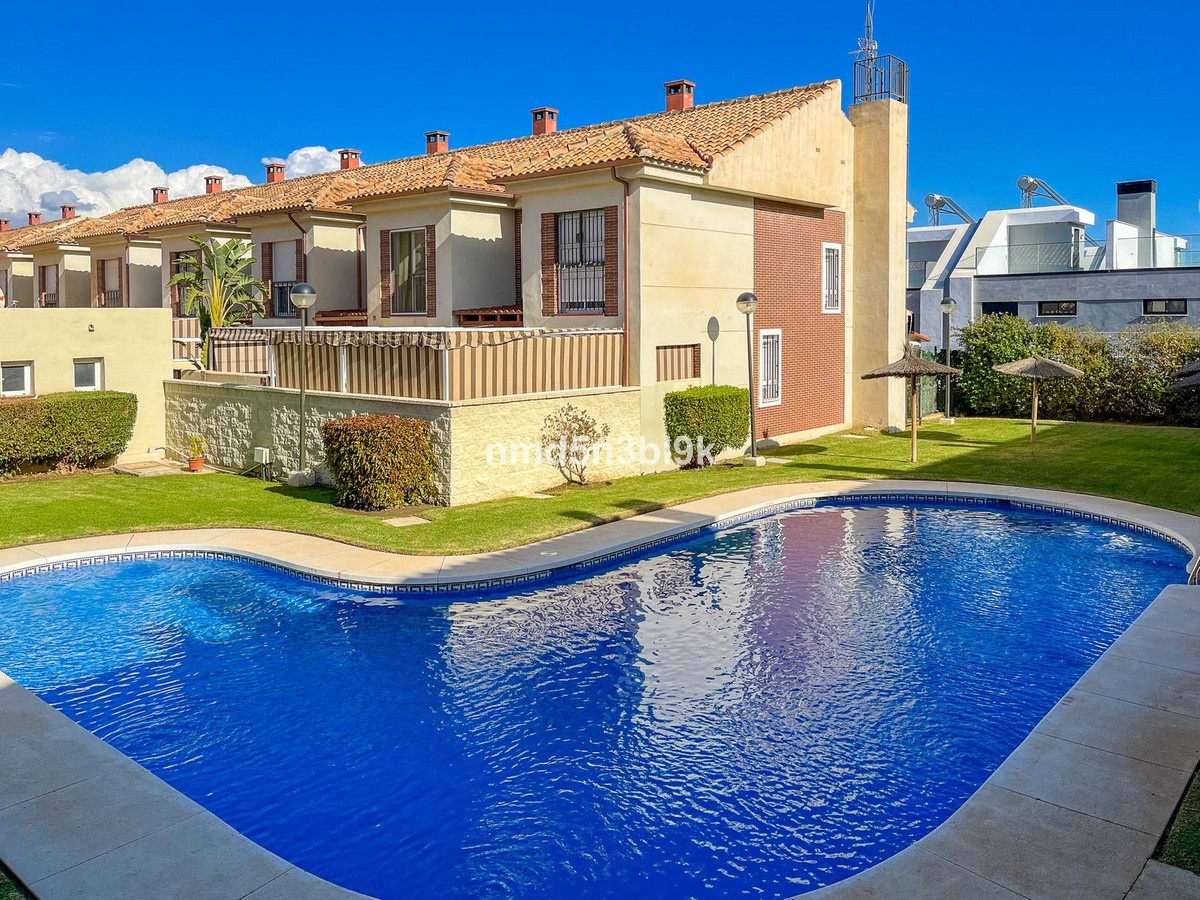 R4203562 Málaga Málaga, Costa del Sol, Alhaurín de la Torre R4203562 Málaga Málaga, Costa del Sol, Alhaurín de la Torre