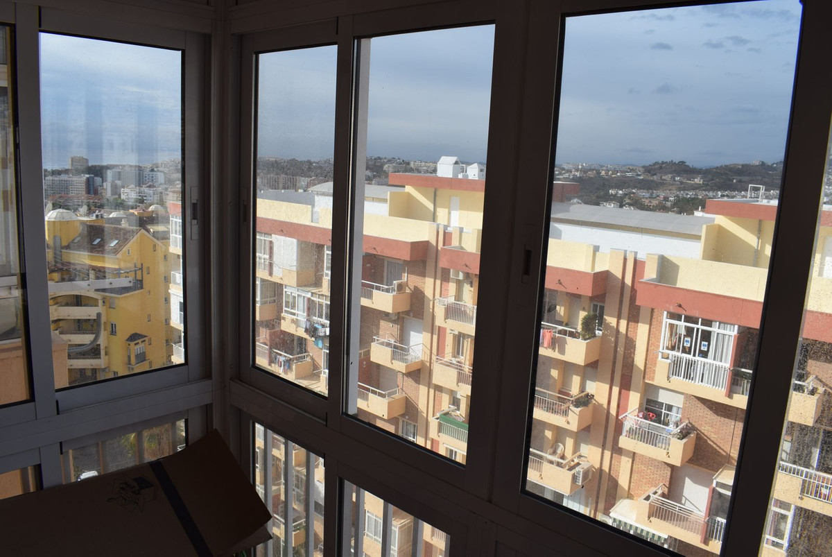 R4084927 Málaga Málaga, Costa del Sol, Arroyo de la Miel R4084927 Málaga Málaga, Costa del Sol, Arroyo de la Miel