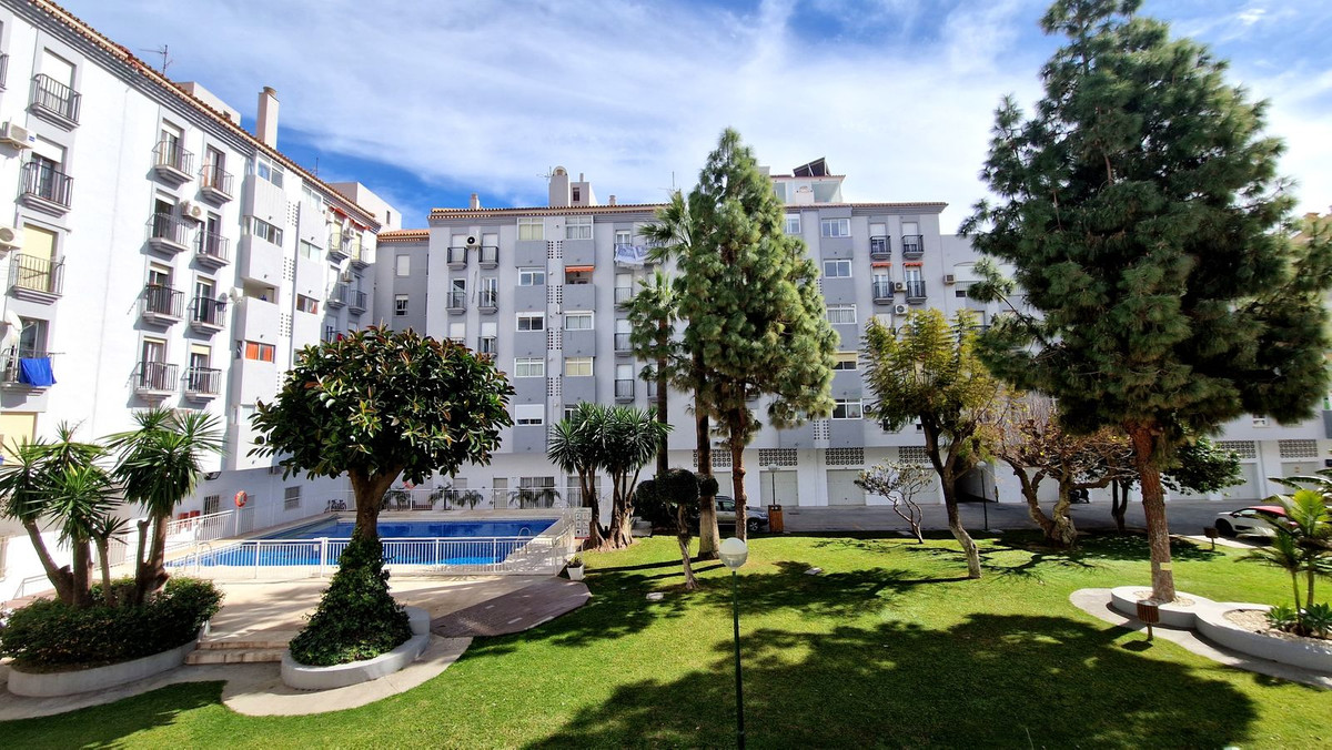 R4254064 Málaga Málaga, Costa del Sol, Fuengirola R4254064 Málaga Málaga, Costa del Sol, Fuengirola