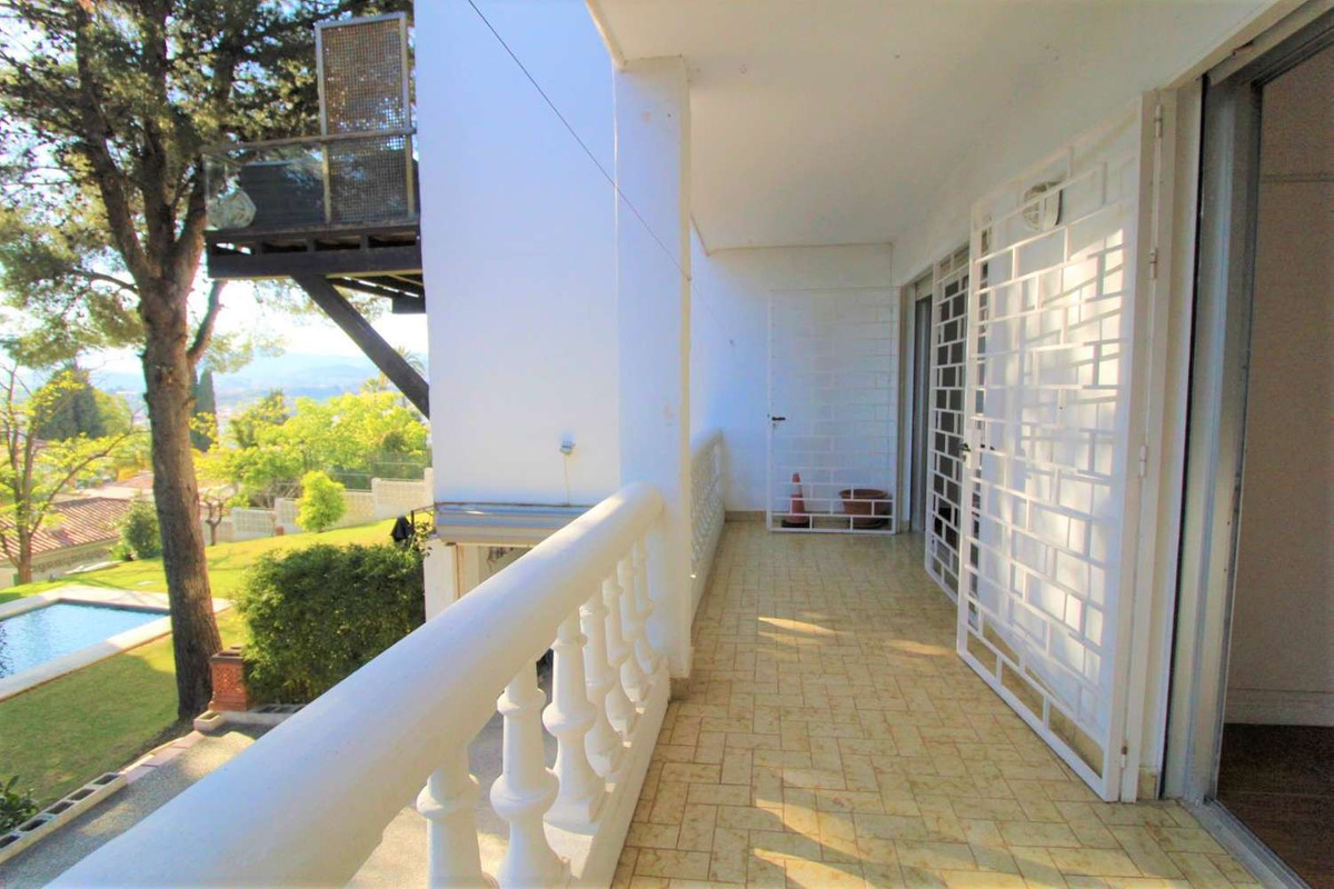 R4281136 Málaga Málaga, Costa del Sol, Nueva Andalucía R4281136 Málaga Málaga, Costa del Sol, Nueva Andalucía