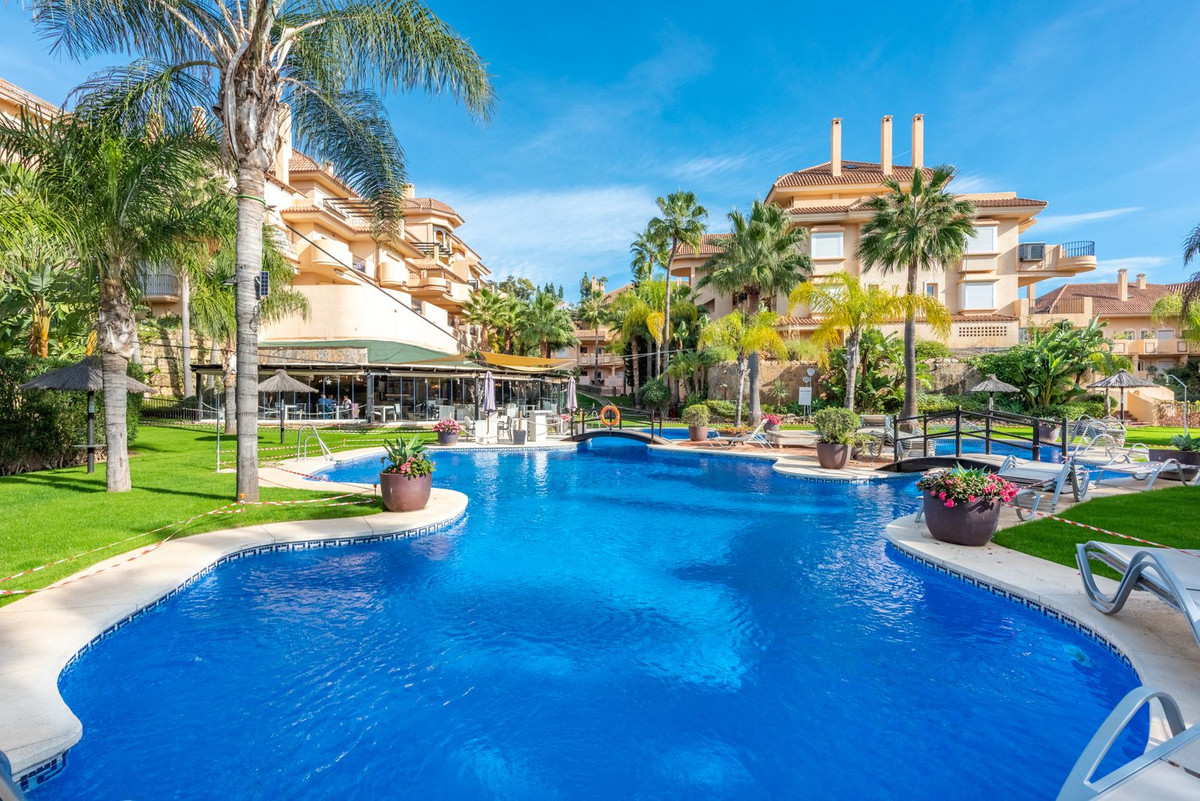 R4188508 Málaga Málaga, Costa del Sol, Nueva Andalucía R4188508 Málaga Málaga, Costa del Sol, Nueva Andalucía