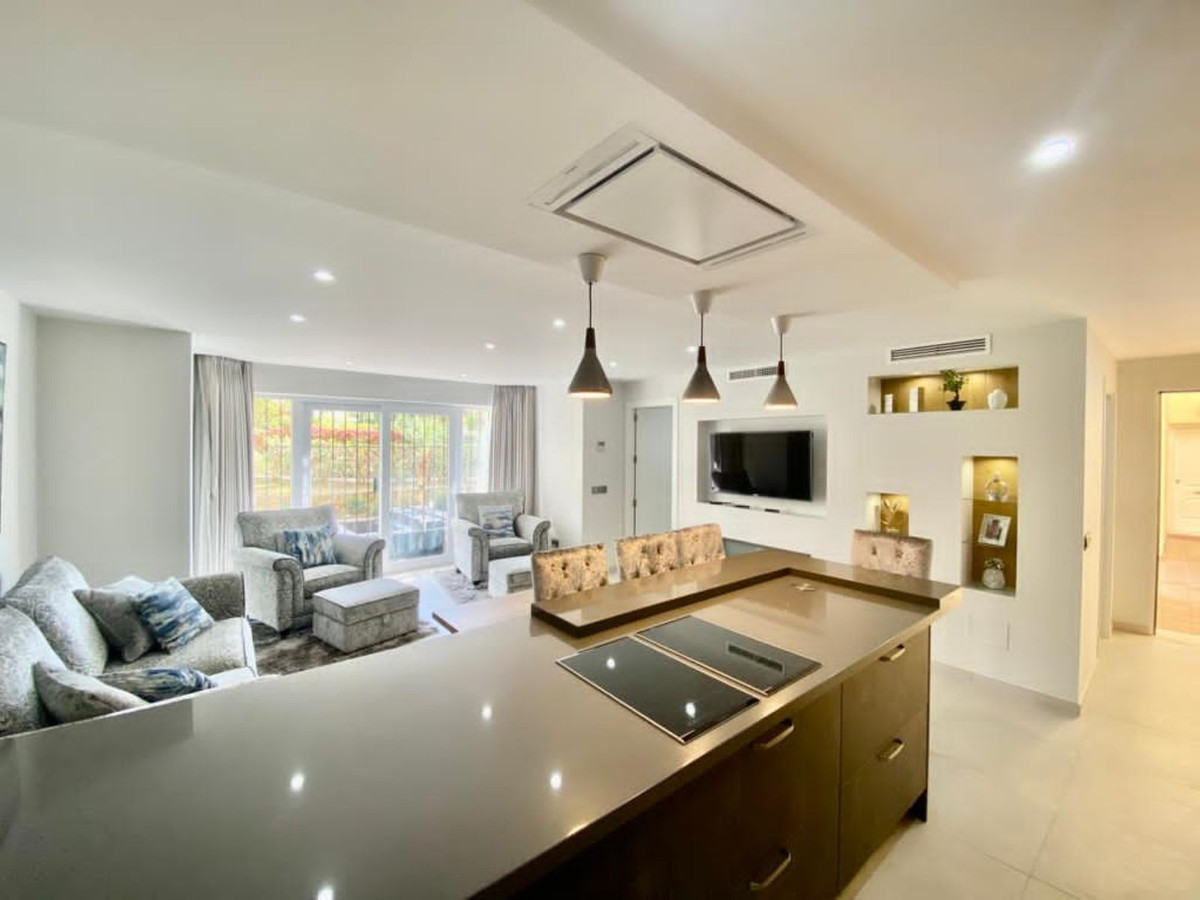 R4201369 Málaga Málaga, Costa del Sol, Elviria R4201369 Málaga Málaga, Costa del Sol, Elviria