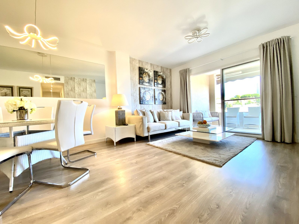 R4255063 Málaga Málaga, Costa del Sol, Nueva Andalucía R4255063 Málaga Málaga, Costa del Sol, Nueva Andalucía