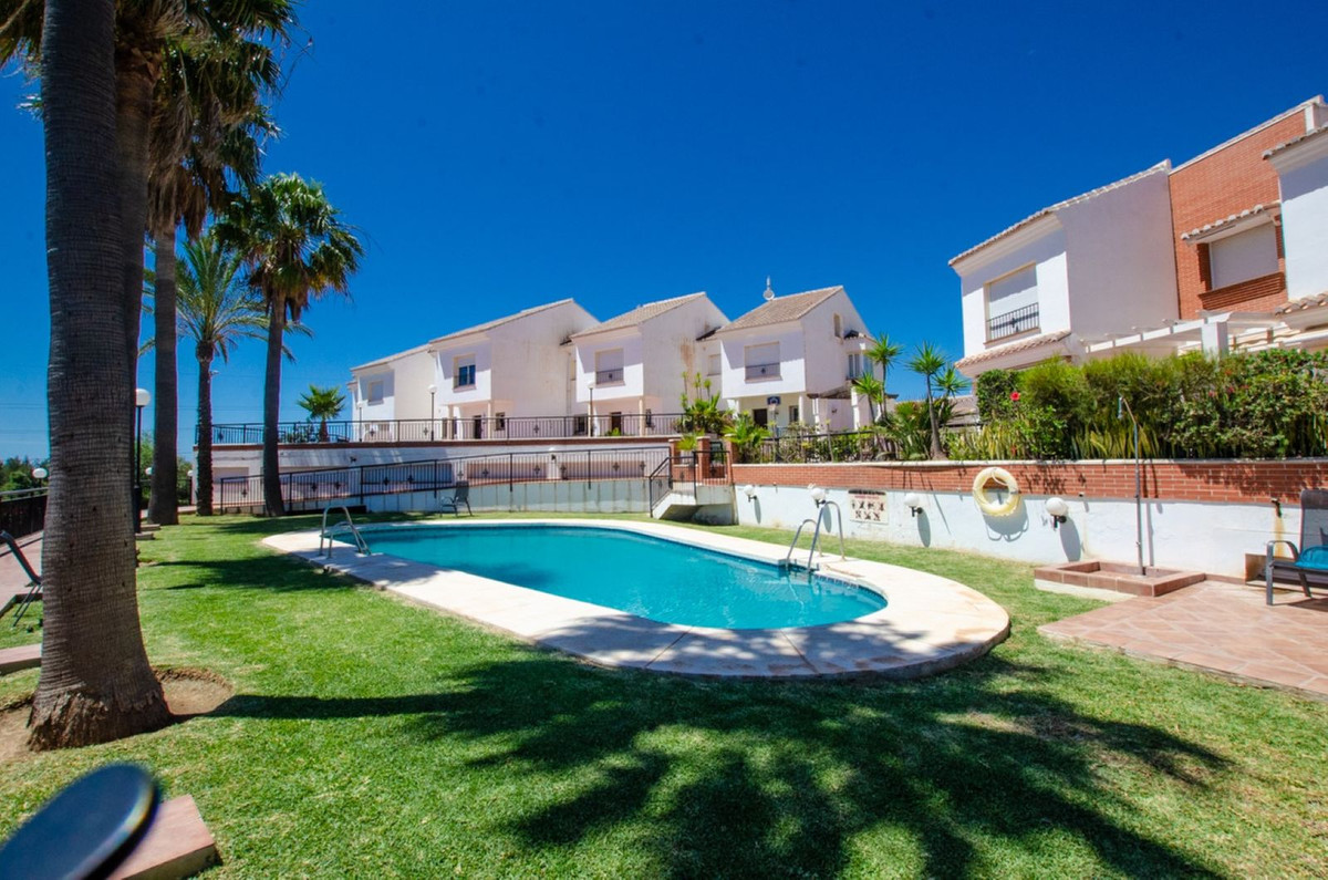 R4086778 Málaga Málaga, Costa del Sol, El Chaparral R4086778 Málaga Málaga, Costa del Sol, El Chaparral