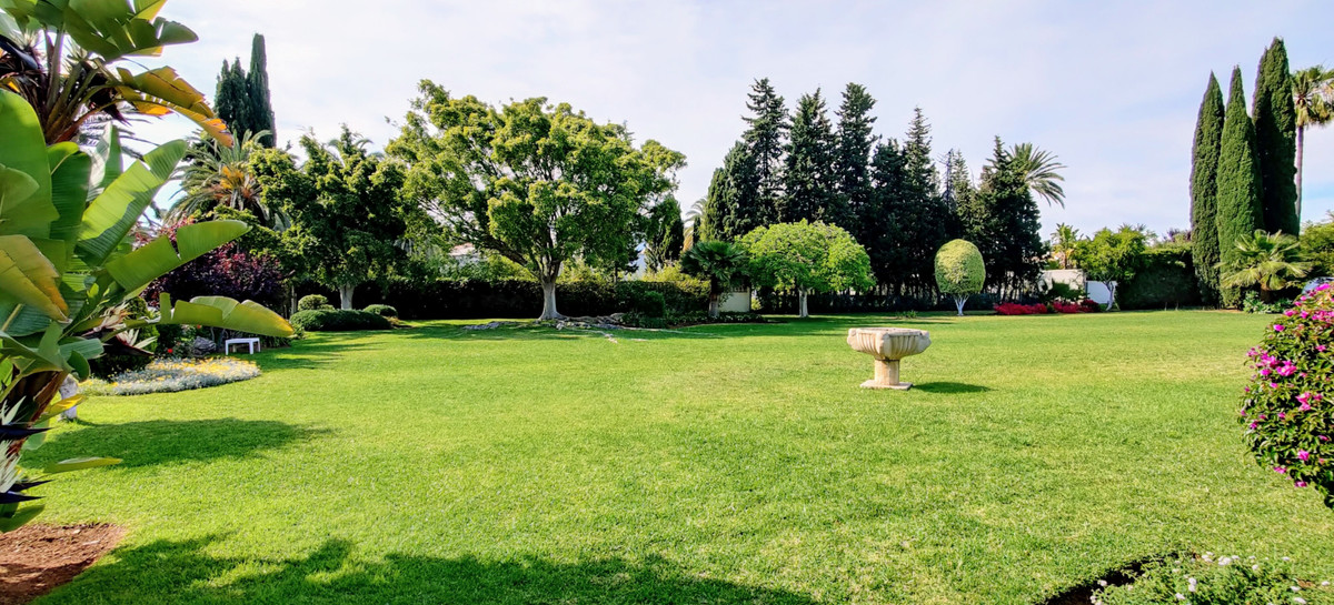 R4259056 Málaga Málaga, Costa del Sol, Guadalmina Baja R4259056 Málaga Málaga, Costa del Sol, Guadalmina Baja