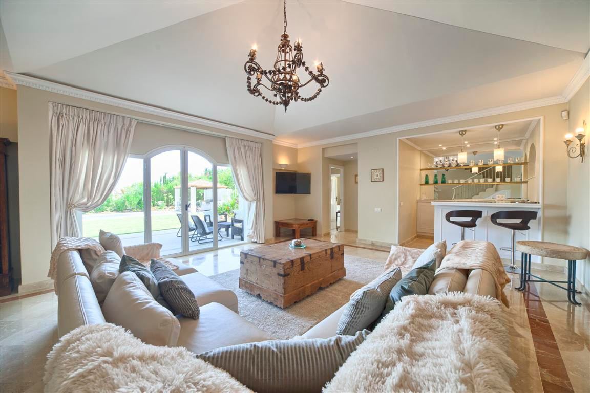 R3074914 Málaga Málaga, Costa del Sol, Nueva Andalucía R3074914 Málaga Málaga, Costa del Sol, Nueva Andalucía