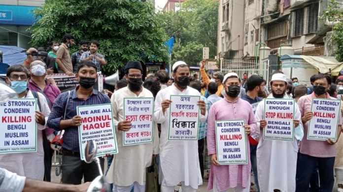 অসমের ঘটনার প্রতিবাদে কোলকাতায় বিক্ষোভ, মুখ্যমন্ত্রী হিমন্তের পদত্যাগ দাবি অসমের ঘটনার প্রতিবাদে কোলকাতায় বিক্ষোভ, মুখ্যমন্ত্রী হিমন্তের পদত্যাগ দাবি