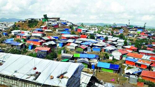 কক্সবাজারে নামাজরত অবস্থায় ৬ হুজুর ও ছাত্রকে জবাই করে খুন! কক্সবাজারে নামাজরত অবস্থায় ৬ হুজুর ও ছাত্রকে জবাই করে খুন!
