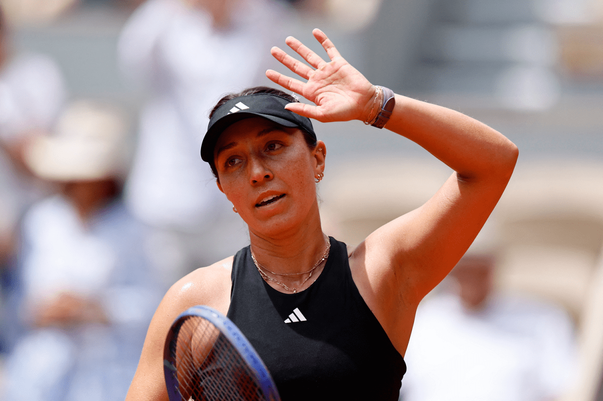 رولان غاروس: بيغولا وأندرييفا إلى الدور الثالث رولان غاروس: بيغولا وأندرييفا إلى الدور الثالث