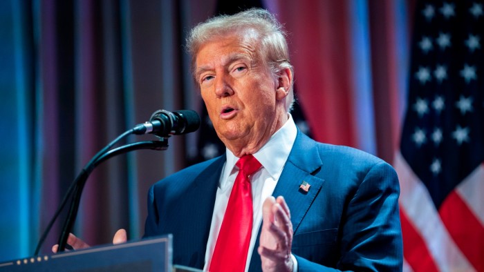 Trump tells EU to buy US oil and gas or face tariffs Trump tells EU to buy US oil and gas or face tariffs