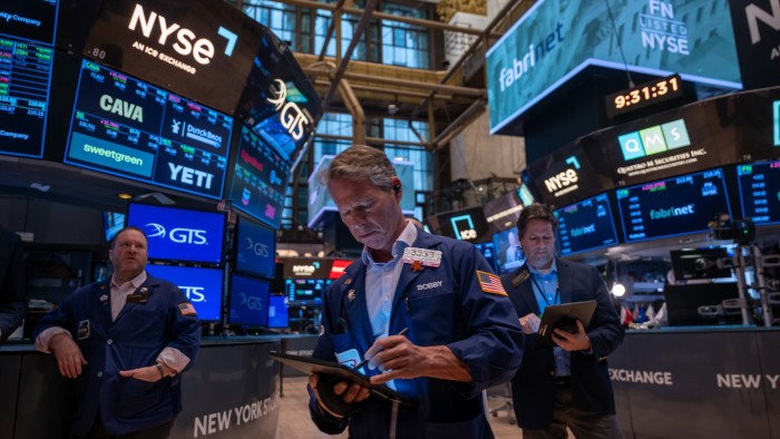 S&P 500 wipes out 2025 losses as stocks extend rally S&P 500 wipes out 2025 losses as stocks extend rally