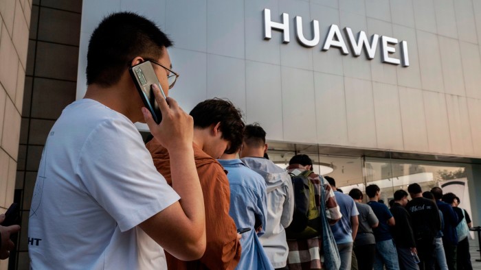 Huawei to launch phone with own software in sign of China-US splintering Huawei to launch phone with own software in sign of China-US splintering