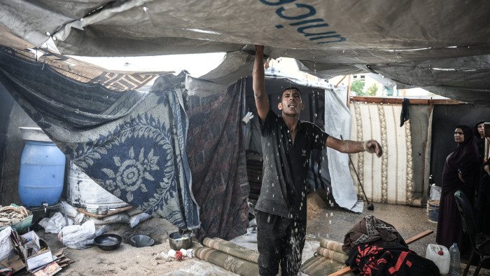 Winter rain in Gaza threatens deluge of sewage Winter rain in Gaza threatens deluge of sewage