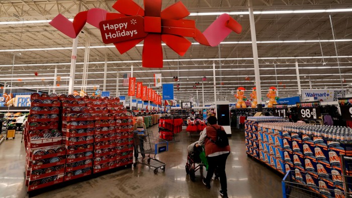 US retailers stretch out Black Friday deals to lure flagging shoppers US retailers stretch out Black Friday deals to lure flagging shoppers