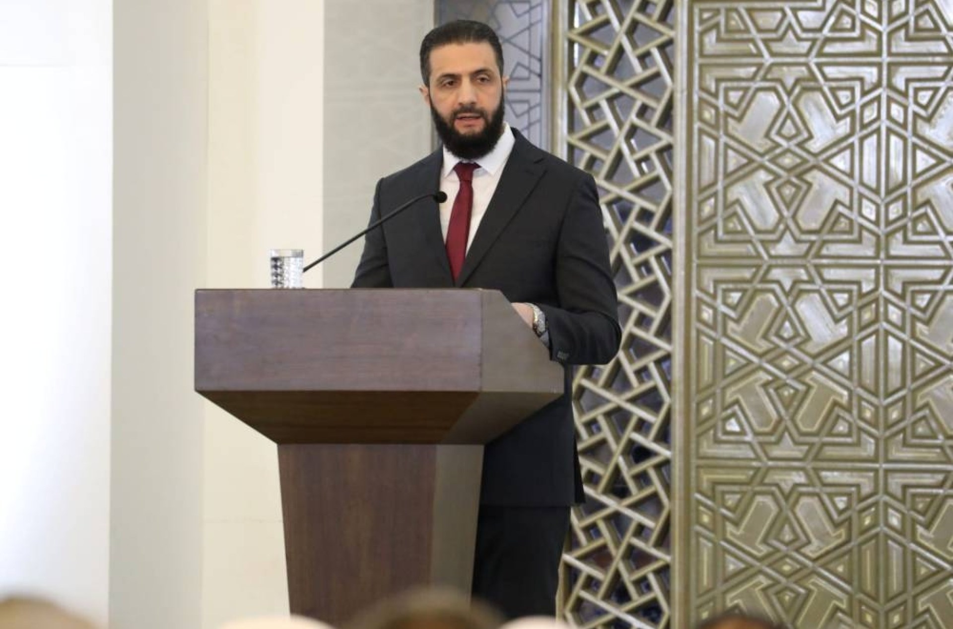 الرئيس السوري يشكل لجنة تحقيق مستقلة في أحداث الساحل – أخبار السعودية الرئيس السوري يشكل لجنة تحقيق مستقلة في أحداث الساحل – أخبار السعودية