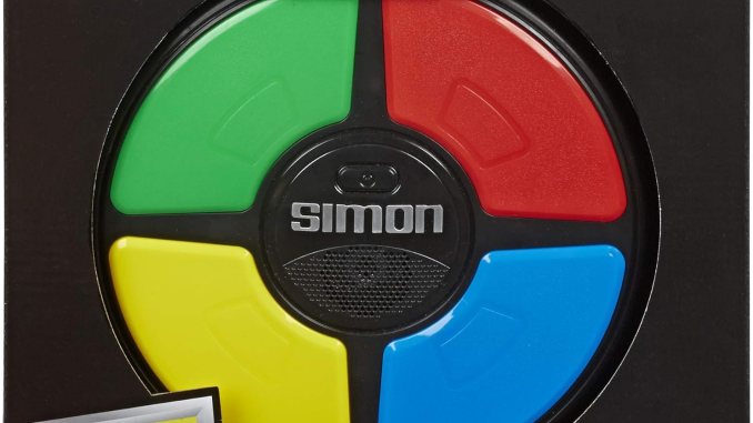 Hasbro Gaming Simon handed over the electronic memory game with lights and 8 years old and above voice Hasbro Gaming Simon handed over the electronic memory game with lights and 8 years old and above voice