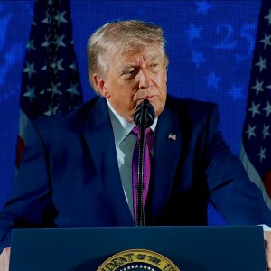 Trump salutes America at Mount Rushmore (VIDEO) Trump salutes America at Mount Rushmore (VIDEO)