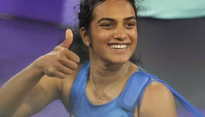 గాయాలను జయించి, మూడేళ్ల తర్వాత టాప్ 10 లోకి సింధు సంచలన పునరాగమనం! గాయాలను జయించి, మూడేళ్ల తర్వాత టాప్ 10 లోకి సింధు సంచలన పునరాగమనం!