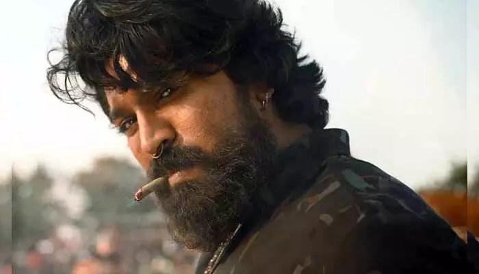 Peddi: భారీగా రామ్ చరణ్ ‘పెద్ది’ నెక్ట్స్ షెడ్యూల్ ప్లాన్.. లండన్కు గ్లోబల్ స్టార్! Peddi: భారీగా రామ్ చరణ్ ‘పెద్ది’ నెక్ట్స్ షెడ్యూల్ ప్లాన్.. లండన్కు గ్లోబల్ స్టార్!