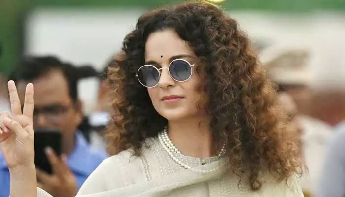 కంగనా రౌత్ సంచలనం! నా ఇల్లు కూల్చిన వారికి ప్రజలే బుద్ధి చెప్పారు! బీఎంసీ ఫలితాలపై షాకింగ్ కామెంట్స్! కంగనా రౌత్ సంచలనం! నా ఇల్లు కూల్చిన వారికి ప్రజలే బుద్ధి చెప్పారు! బీఎంసీ ఫలితాలపై షాకింగ్ కామెంట్స్!