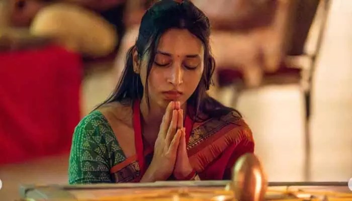 జీవితంలో ఏదీ శాశ్వతం కాదు.. కానీ నేను మీ సన్నిధిలో ఉంటే నా గమ్యాన్ని చేరుకుంటాను.. నాని హీరోయిన్ ఇంట్రెస్టింగ్ పోస్ట్ జీవితంలో ఏదీ శాశ్వతం కాదు.. కానీ నేను మీ సన్నిధిలో ఉంటే నా గమ్యాన్ని చేరుకుంటాను.. నాని హీరోయిన్ ఇంట్రెస్టింగ్ పోస్ట్
