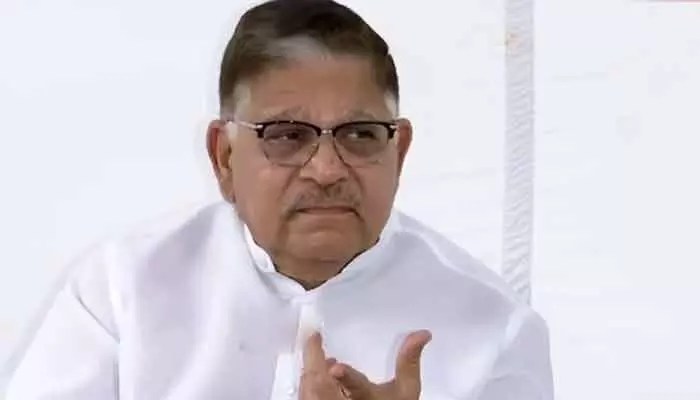 Allu Aravind : ఈడీ విచారణపై అల్లు అరవింద్ స్పందన Allu Aravind : ఈడీ విచారణపై అల్లు అరవింద్ స్పందన