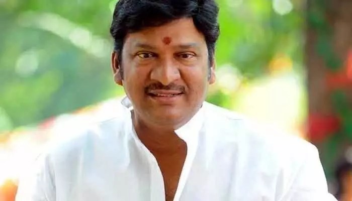 Rajendra Prasad: పవన్ కల్యాణ్తో సినిమా.. సీనియర్ హీరో రాజేంద్ర ప్రసాద్ ఇంట్రెస్టింగ్ కామెంట్స్ Rajendra Prasad: పవన్ కల్యాణ్తో సినిమా.. సీనియర్ హీరో రాజేంద్ర ప్రసాద్ ఇంట్రెస్టింగ్ కామెంట్స్