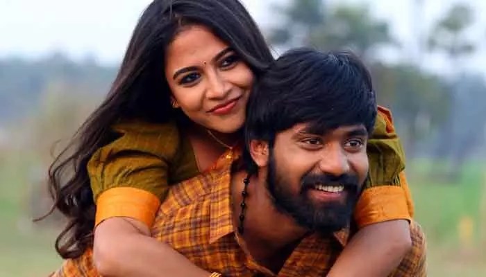 ‘శతమానం భవతి’ దర్శకుడితో ఎన్టీఆర్ బావమరిది సినిమా.. ఘనంగా ట్రైలర్ లాంచ్ ‘శతమానం భవతి’ దర్శకుడితో ఎన్టీఆర్ బావమరిది సినిమా.. ఘనంగా ట్రైలర్ లాంచ్