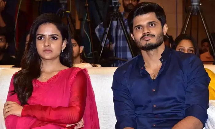 UK వెళ్లనున్న బేబీ జంట.. వైరల్గా పోస్ట్ UK వెళ్లనున్న బేబీ జంట.. వైరల్గా పోస్ట్
